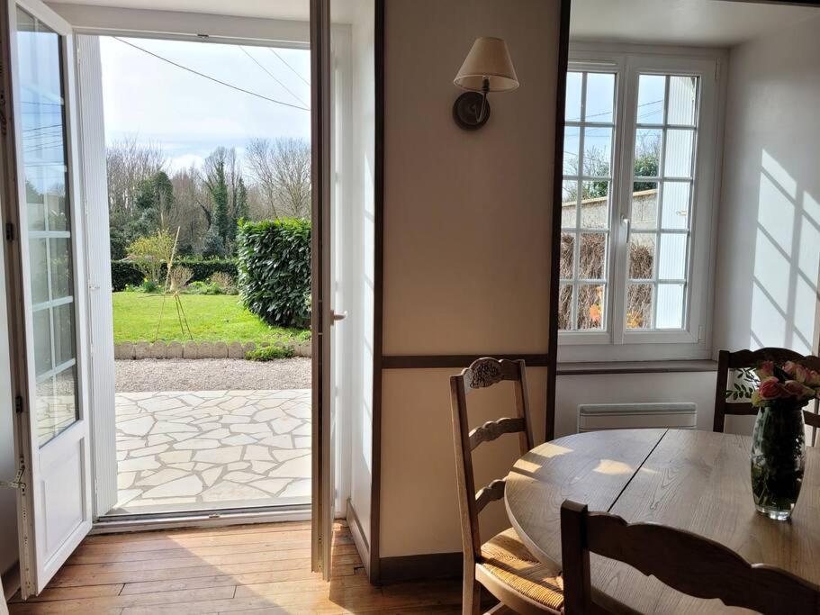 Maison Au Calme A 2 Pas Du Port Cancale Extérieur photo
